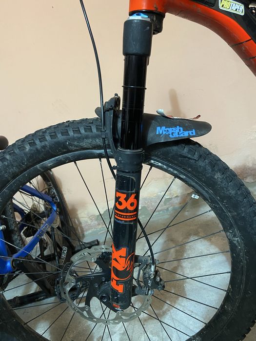 Giant reign SX 2017