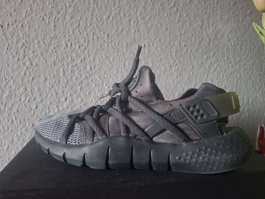Nike Air Huarache  buty sportowe unisex  40