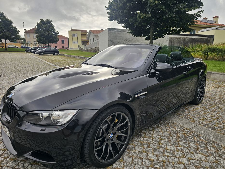 BMW M3 e93  2011