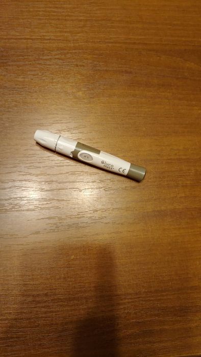 Nakłuwacz Glucomaxx