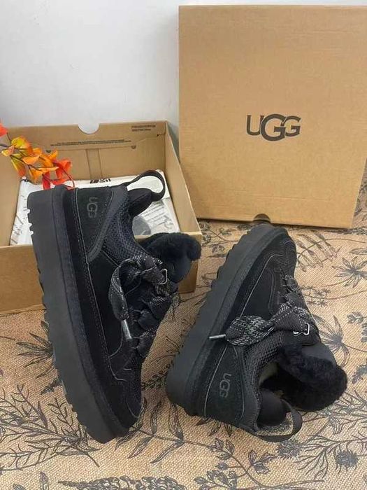 UGG Lowmel/Black R.41