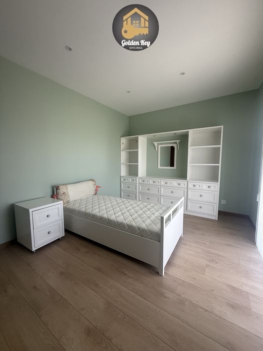 Продам Просторий Мебльований Будинок 220м2, 10соток , с. Гора , 10км