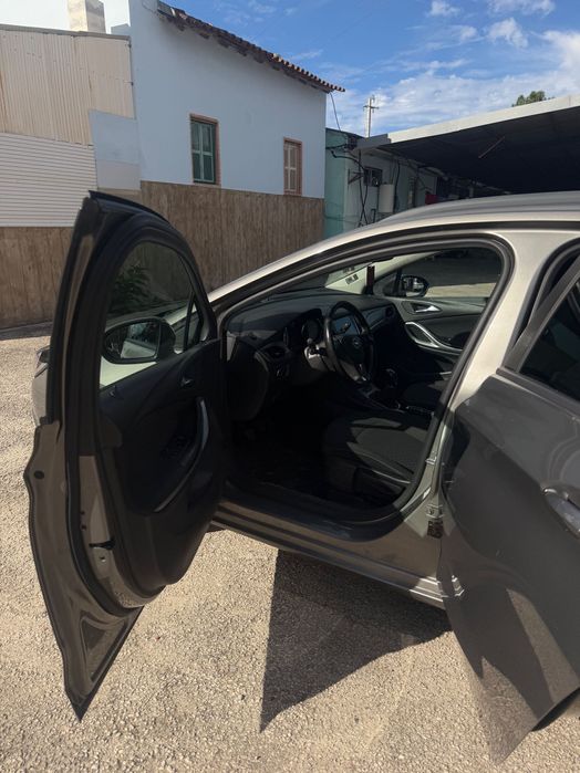 Vendo Astra k 2017  1.6 diesel