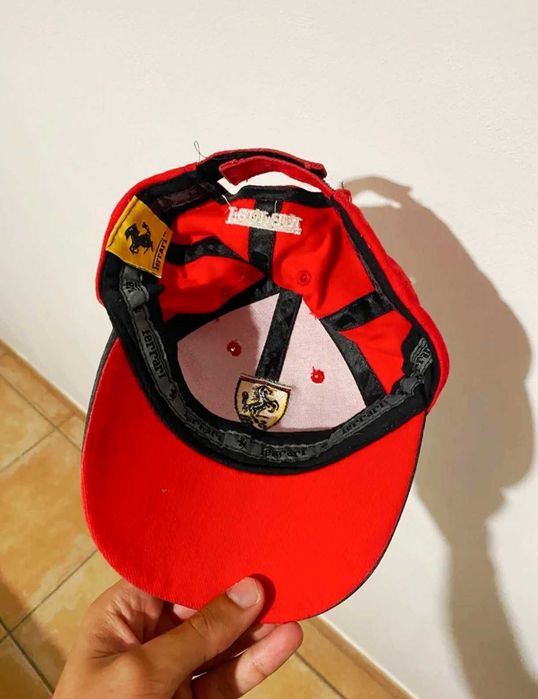 Boné Ferrari original