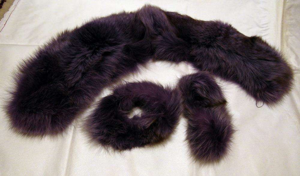 Песец: воротник и две опушки для рукавов