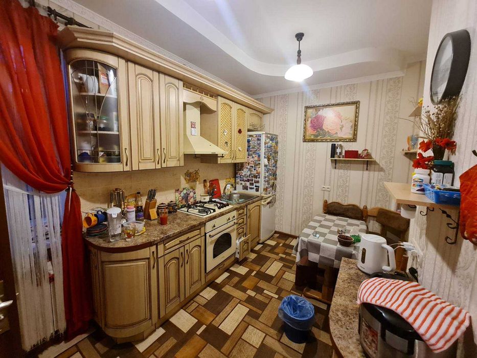 Продам 4 кім. квартиру, вул.Нижній Вал 23-В, Поділ