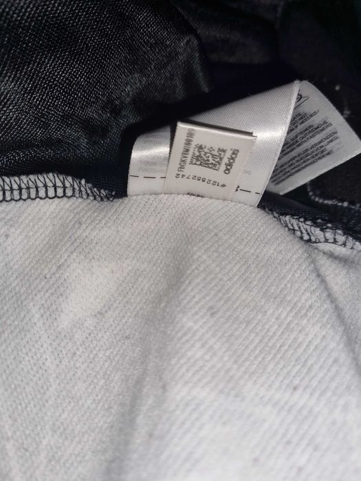 122 Adidas 8 9 10 лет кофта принт черные цветы реглан на змейке