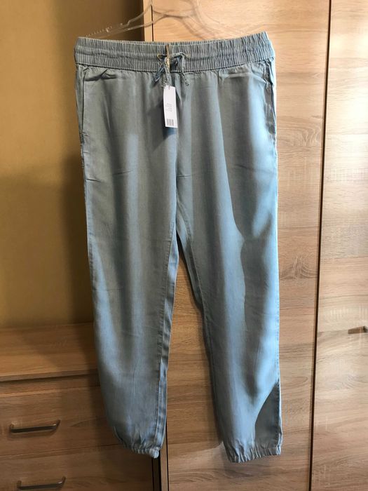 Esmara, spodnie, 100 % tencel.