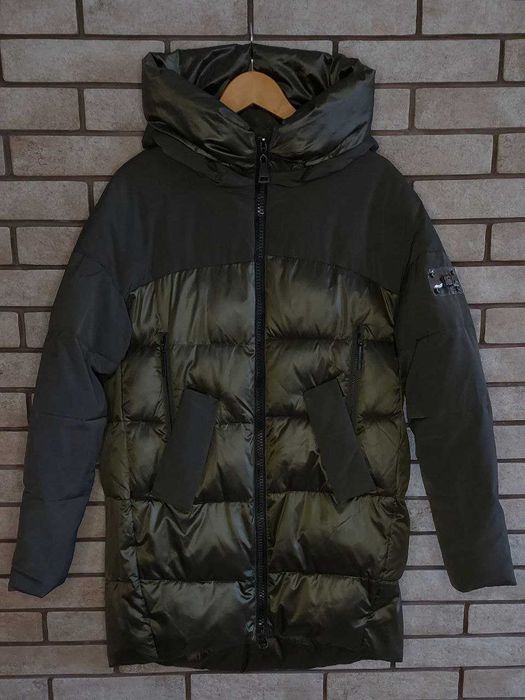 Тепла зимова куртка