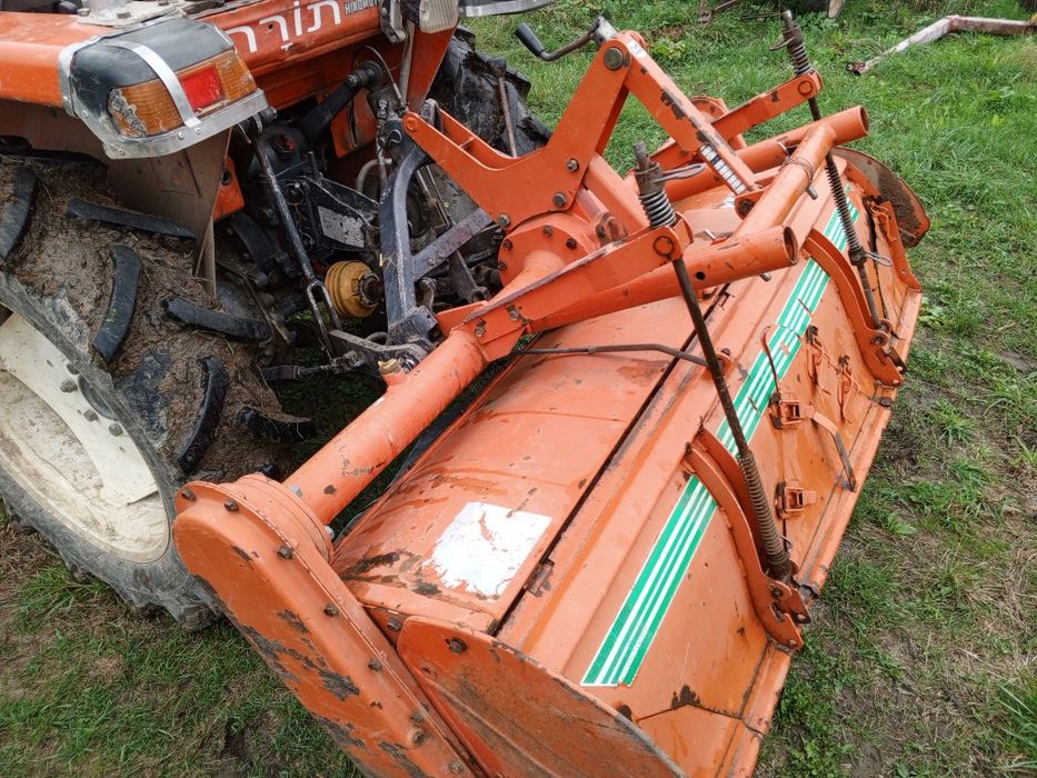 Японський міні трактор