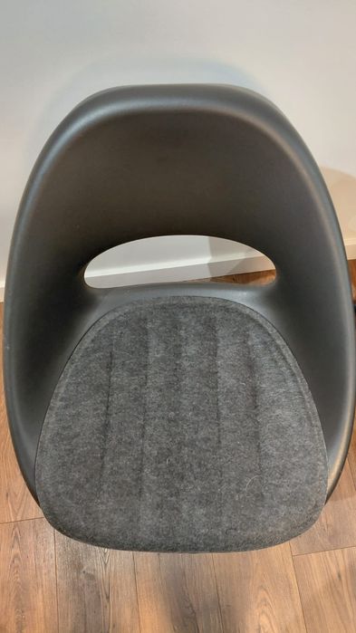Krzesła Ikea eldberget czarne