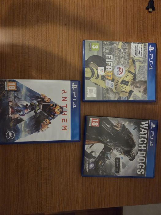 Ps4 Slim 500gb com comando e jogos