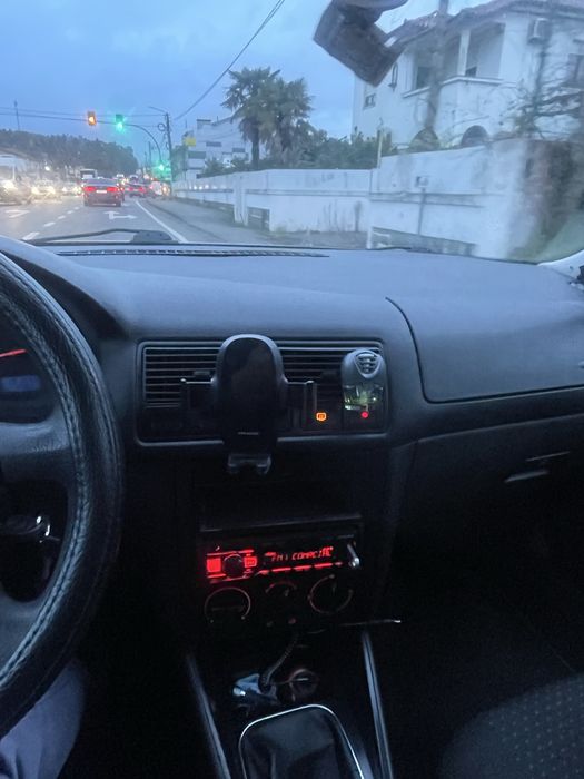 Volkswagen Golf 1.4 (c/ bloco do 1.6)