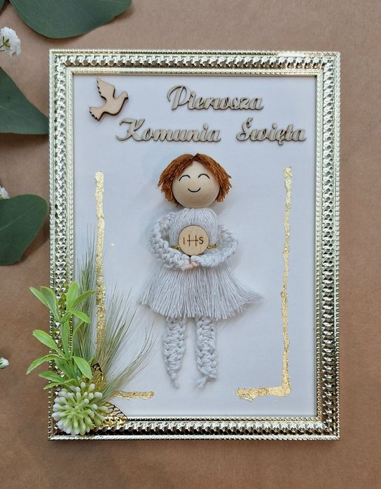 Laleczka komunijna w ramce