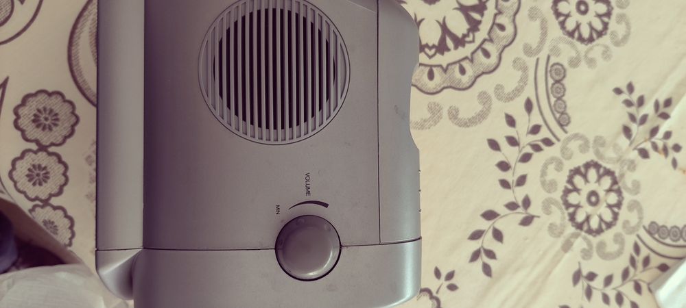 Televisor portátil retro