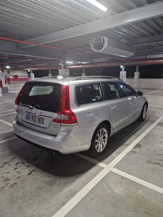 Volvo V70 D4 – Excelente Estado | 181cv | Familiar Premium |