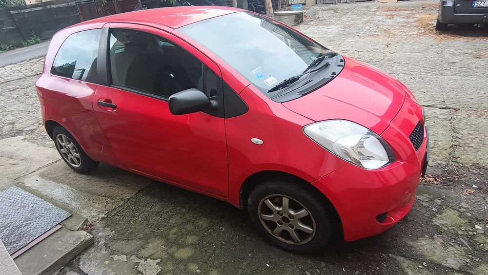 Samochód osobowy Toyota Yaris