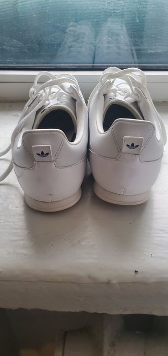 Кроссовки  Adidas