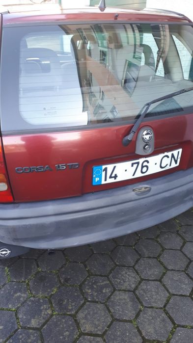 Opel corsa.    .