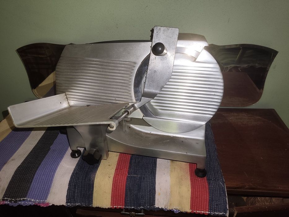 Máquina de corte charcutaria