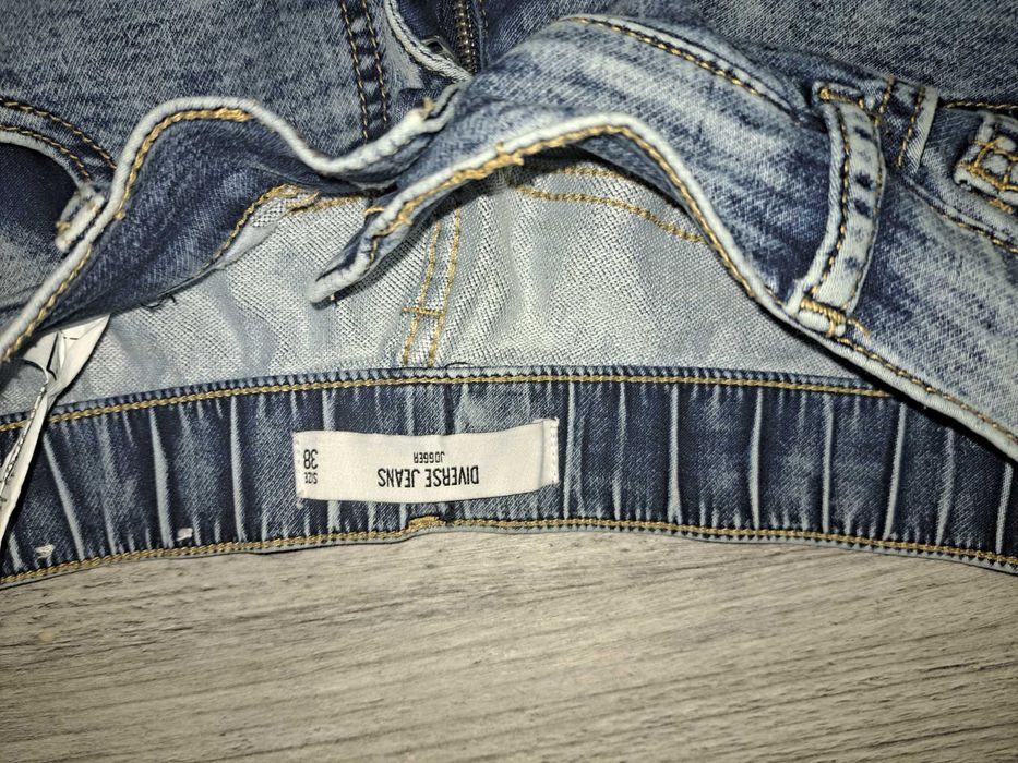 Damskie joggery jeansy Diverse