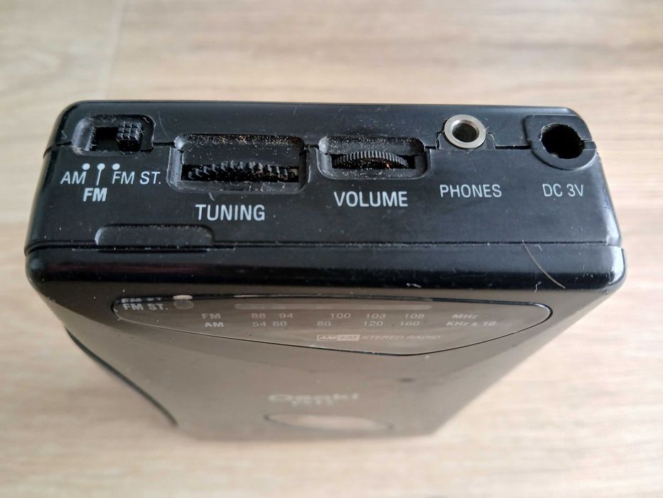 Odtwarzacz kaset walkman z radiem OSAKI PST 2