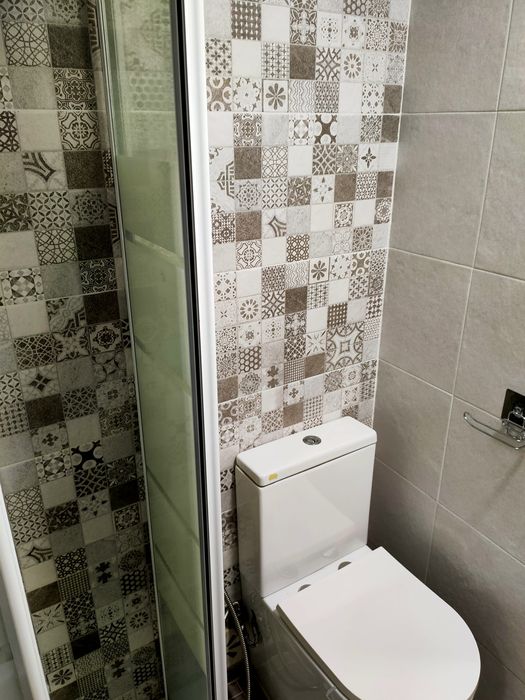 Banheira e duche usados