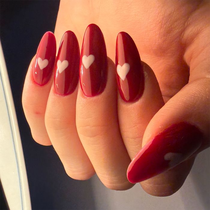 Paznokcie przedlużane/żelowe/hybrydowe