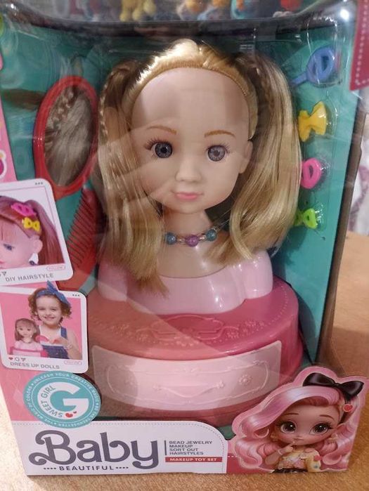 Набір стиліста "Маленька модниця" в коробці, манекен для зачісок