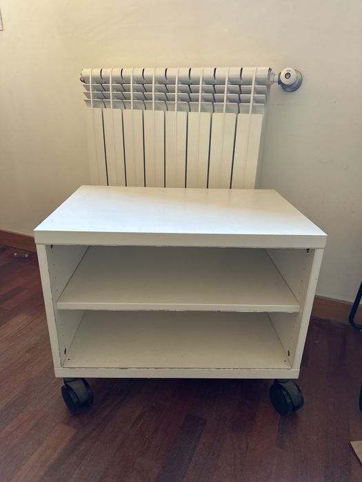 Mesinha de cabeceira