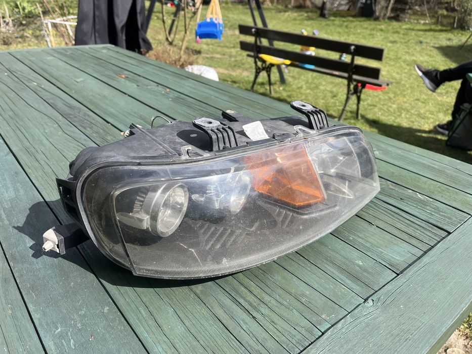 Komplet lamp Fiat Punto II
