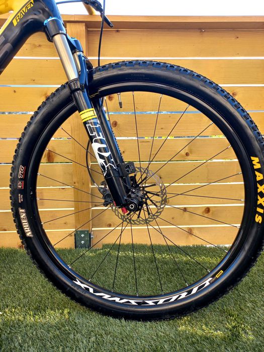 Bicicleta Focus Carbono roda 29