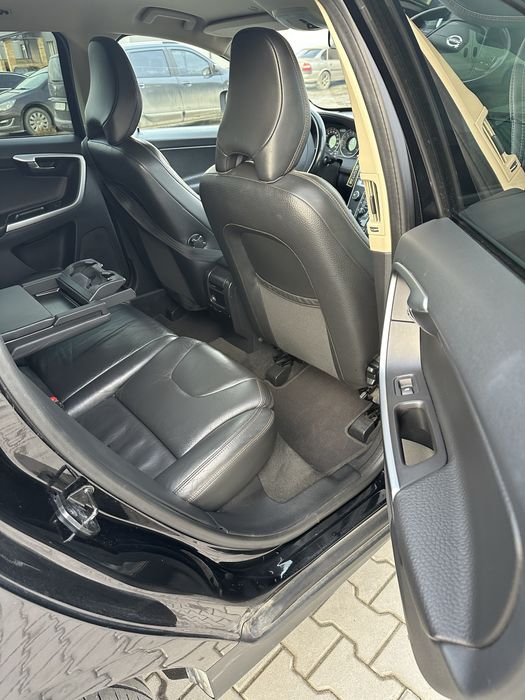 Продам VOLVO XC60