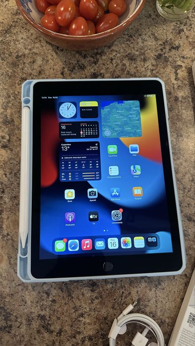 Tablet iPad Apple Retina 10” - TOUCH ID - super stan !