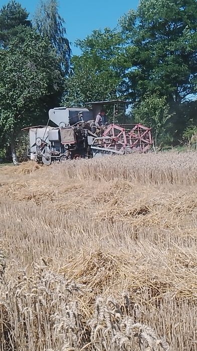Комбайн Claas Columbus