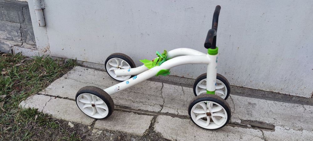 Біговел Chillafiish Quadie