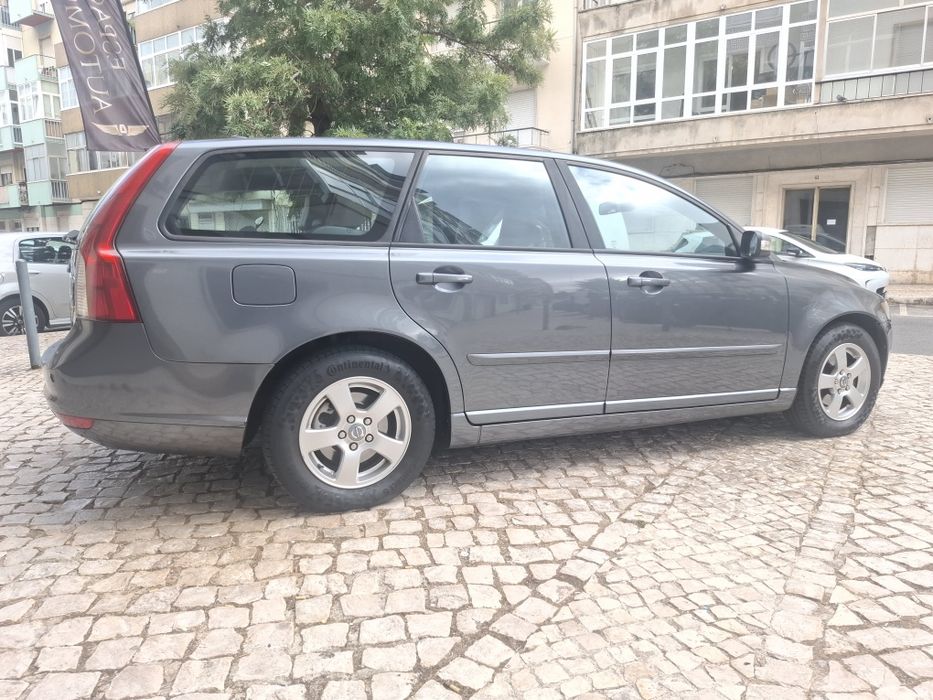 Volvo V50 1.6D impecável