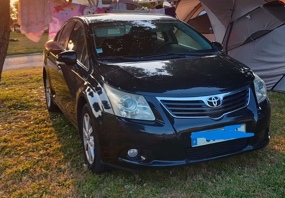 Par de Oticas Farois Usados originais Toyota Avensis >2009 T27 / T270