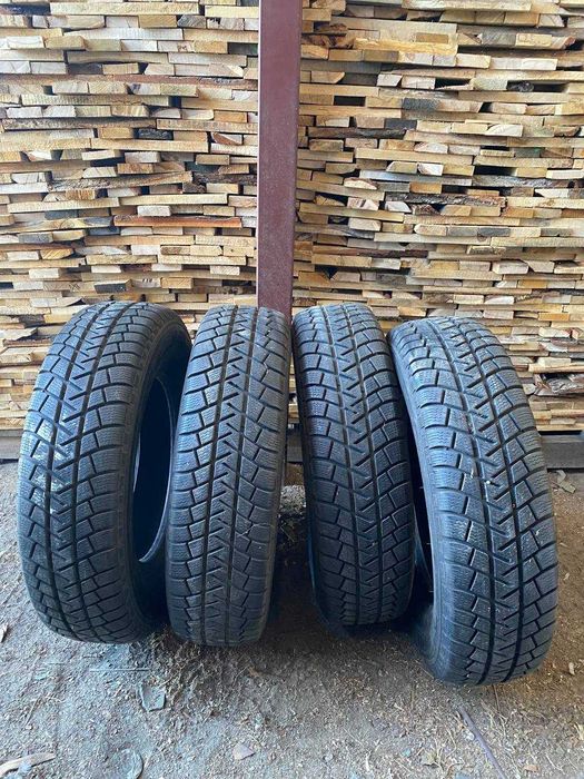 Комплект резини Michelin 205/80 R16