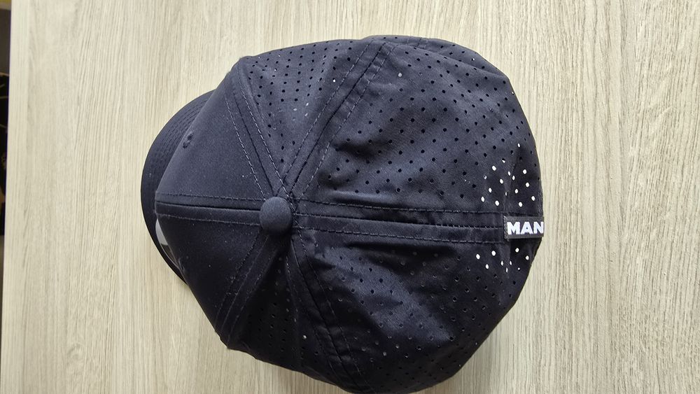 Czapka z daszkiem MAN