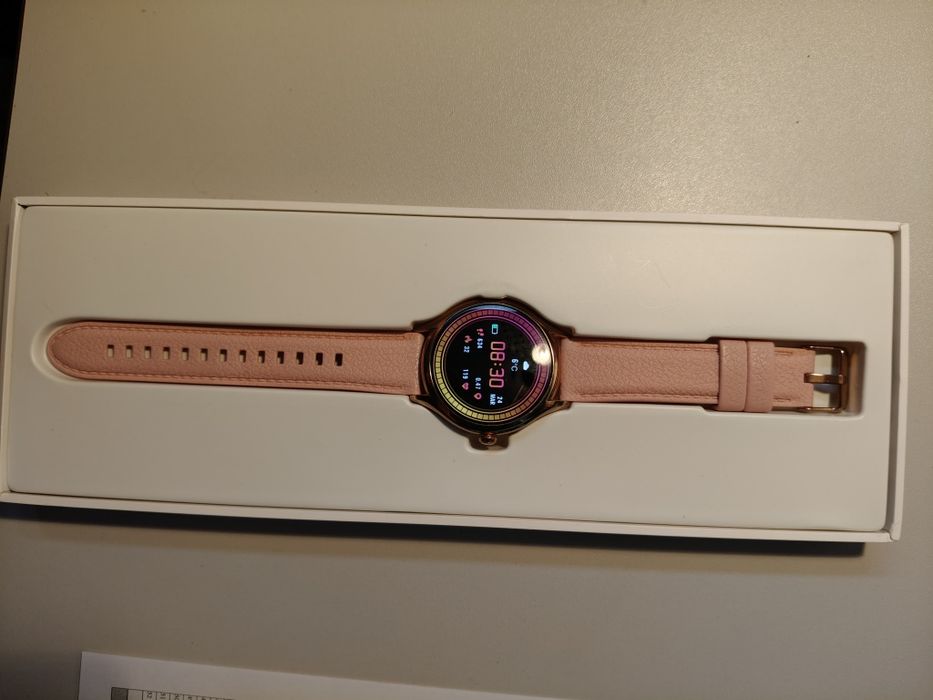 Smartwatch damski i męski czarny i różowy