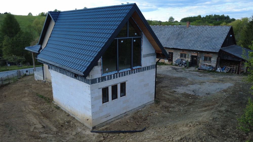Dom z budynkiem gospodarczym – rozpoczęty remont, malownicza okolica