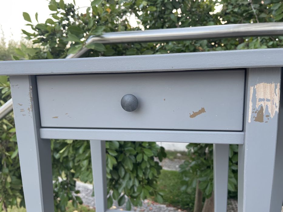 Mesas de cabeceira IKEA HEMNES