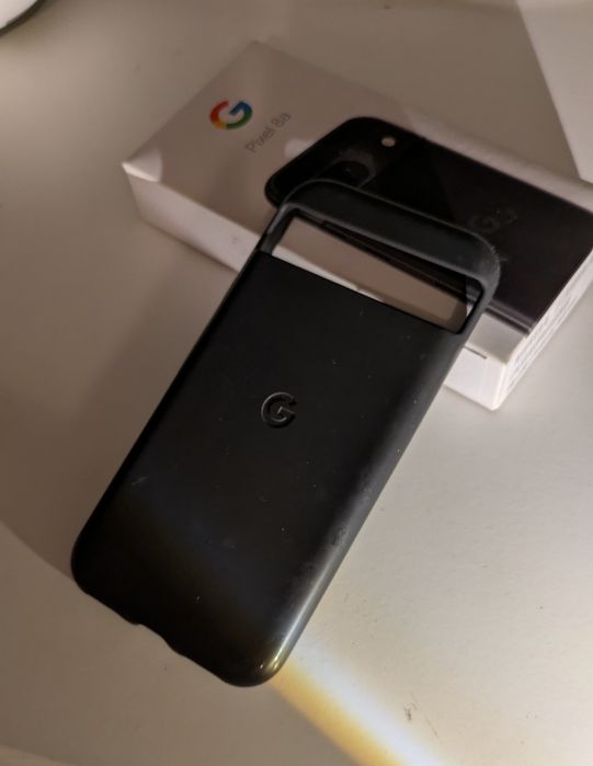 Google Pixel 8a uszkodzony