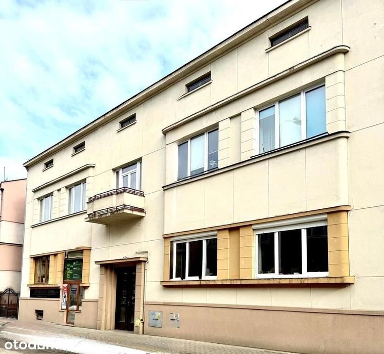 Bezczynszowe/ 1 piętro/balkon/2xmiejsce postojowe.