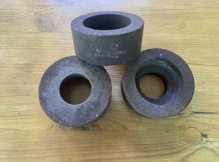 Круг шліфувальний на керамічній звʼязці