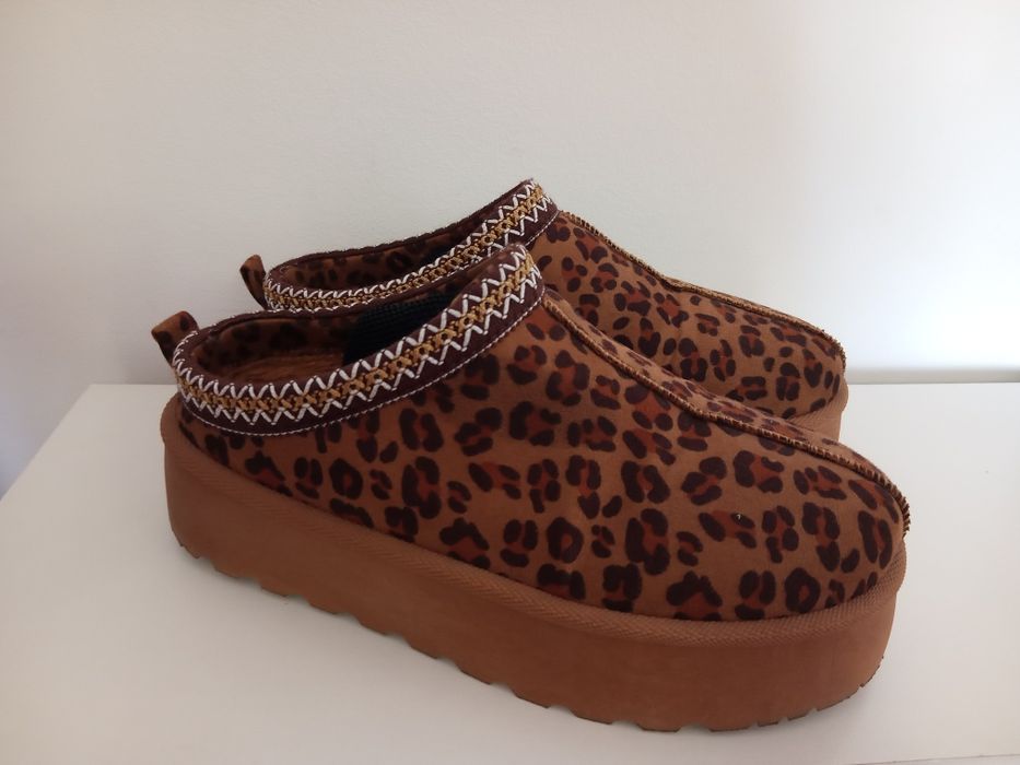 Sapatos 40 plataforma com detalhe étnico