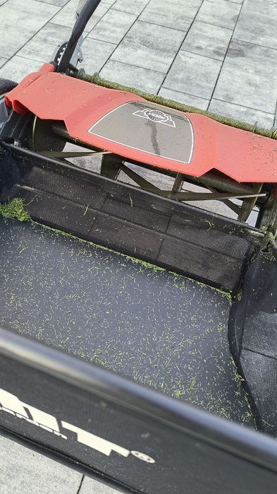 Kosiarka wrzecionowa HECHT