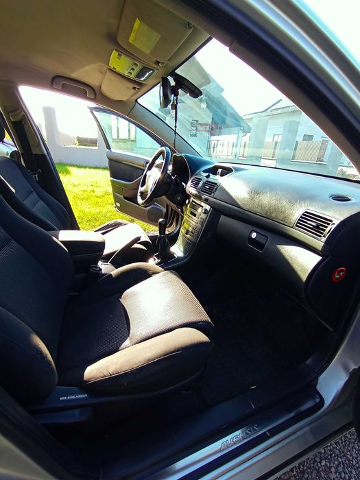 Toyota Avensis 2.0 TDI