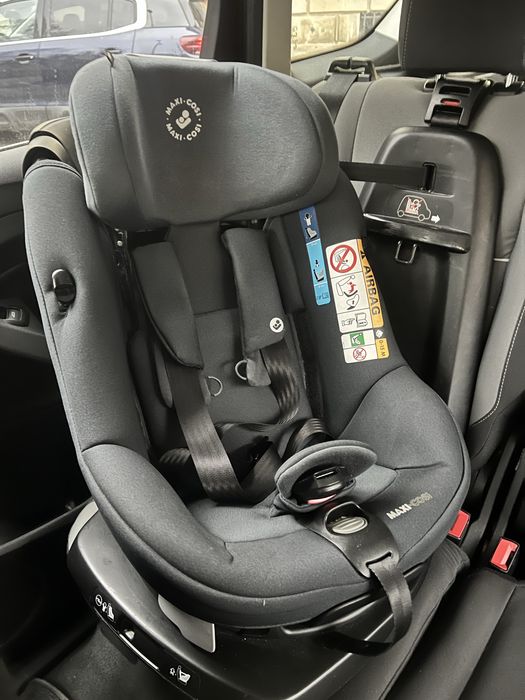 Автокрісло Maxi-cosi axissfix від народження(0)